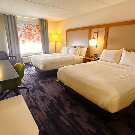 Newmarket Hotel And Suites Ngoại thất bức ảnh