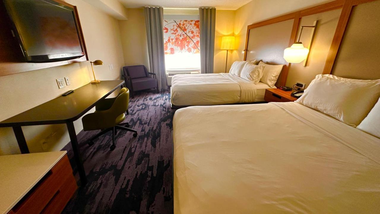 Newmarket Hotel And Suites Ngoại thất bức ảnh