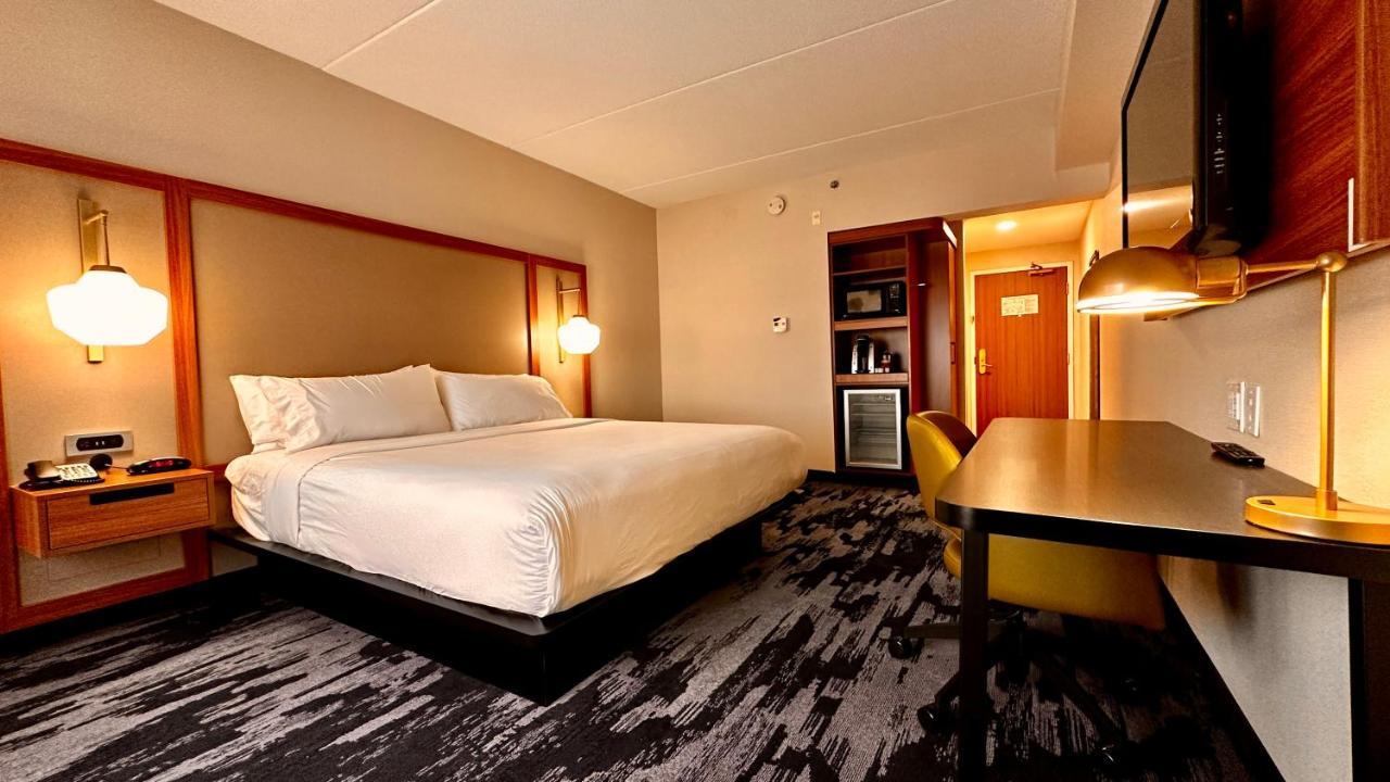 Newmarket Hotel And Suites Ngoại thất bức ảnh