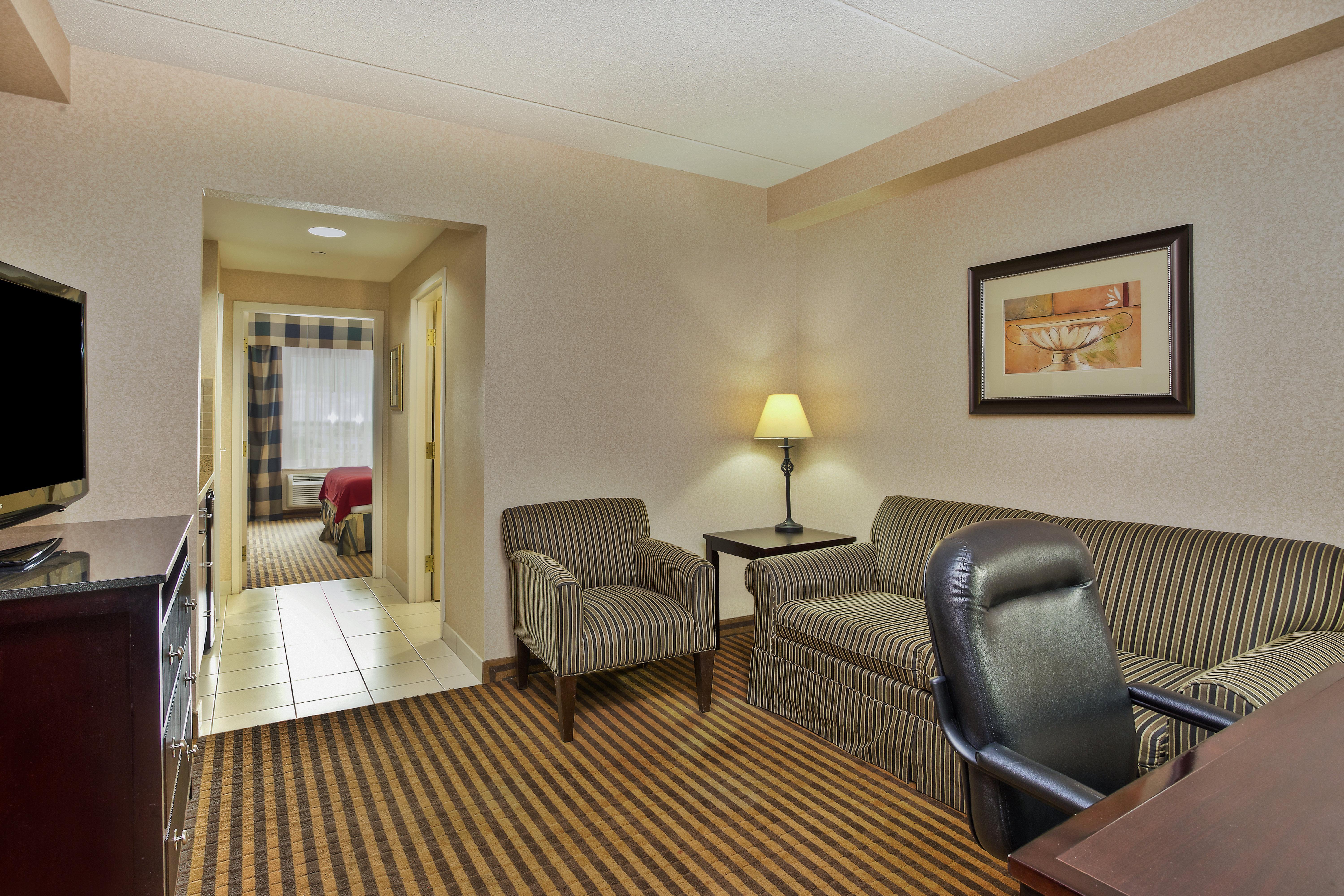 Newmarket Hotel And Suites Ngoại thất bức ảnh